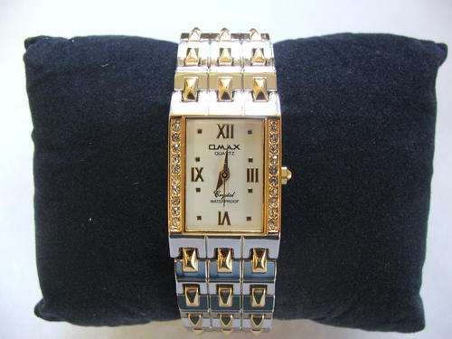 ***STUNNING STUNNING!!!***SILVER AND GOLD WATCH WITH GENUINE CRYSTALS FROM THE OMAX COLLECTION!!!