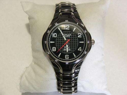***VERY MODERN AND FUNKY!!!***GUN SMOKE AND SILVER WATCH FROM THE OMAX COLLECTION!!