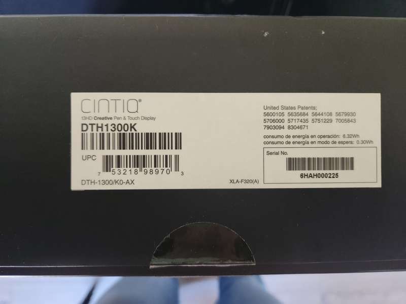 Wacom DTH1300K Pen and Touch Display