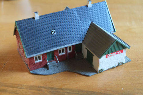 HO model building