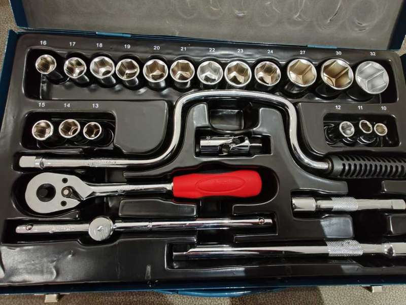 JETECH SK1/2-24 S 1/2` DR 24 PIECE METRIC SOCKET SET