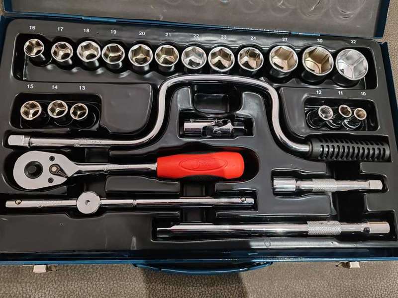 JETECH SK1/2-24 S 1/2` DR 24 PIECE METRIC SOCKET SET