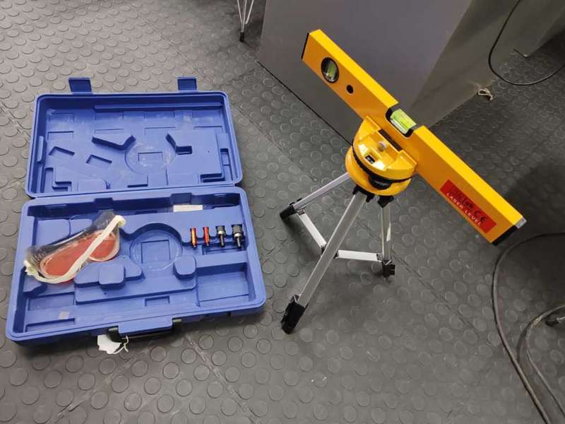 TUV Laser Level With Tripod and Carry Case