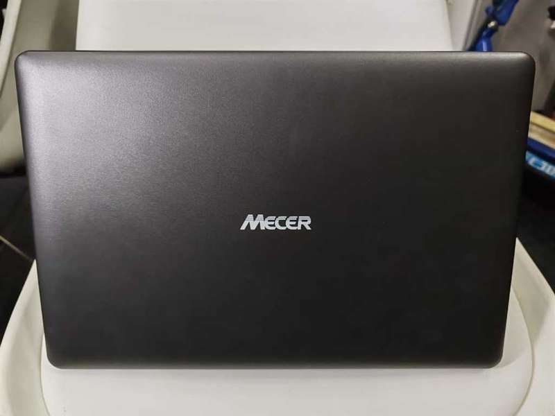 Mecer 14` NoteBook Laptop, i3 10Gen, 4GB Ram, Model SF40IL6