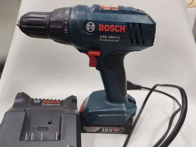 Bosch Professional GSR1800-LI Cordless Drill/Driver with Battery Charger