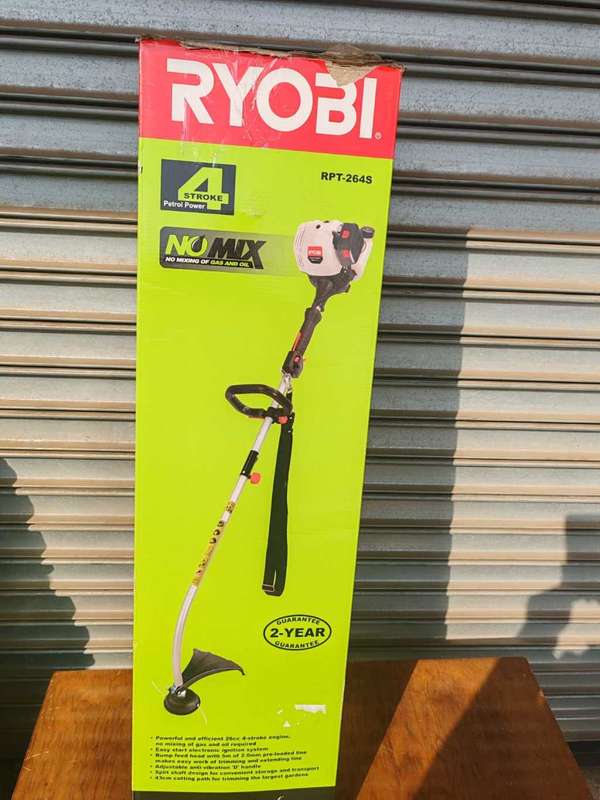Ryobi - 26CC 4-Stroke Line Trimmer - Silver (Never Been Used)