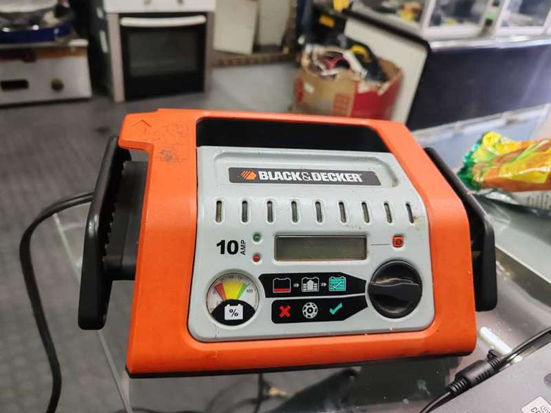 Black&Decker BDSBC30A Battery charger 30A