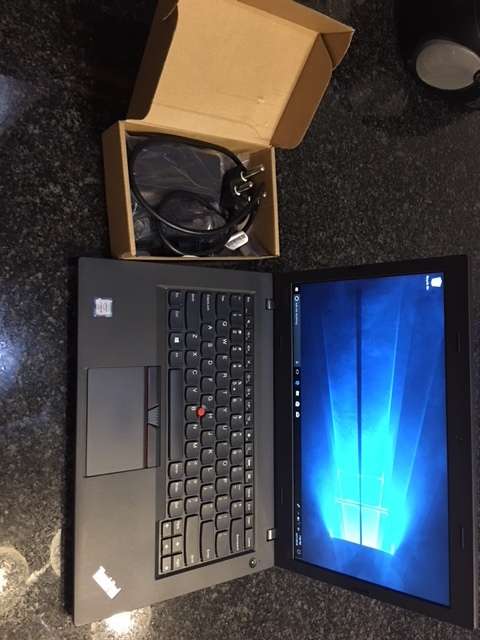 AS NEW***LENOVO THINKPAD L460*i5-6200U*FULL HD*4G LTE*WARRANTY*NEW BAG, MOUSE AND EAR PHONES