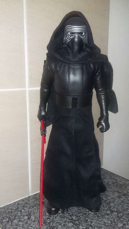 Star Wars Kylo Ren figure