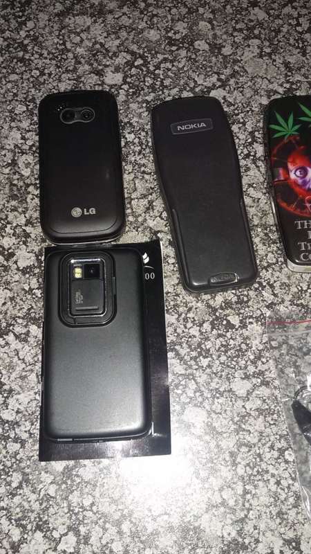 Bulk lot cell phones