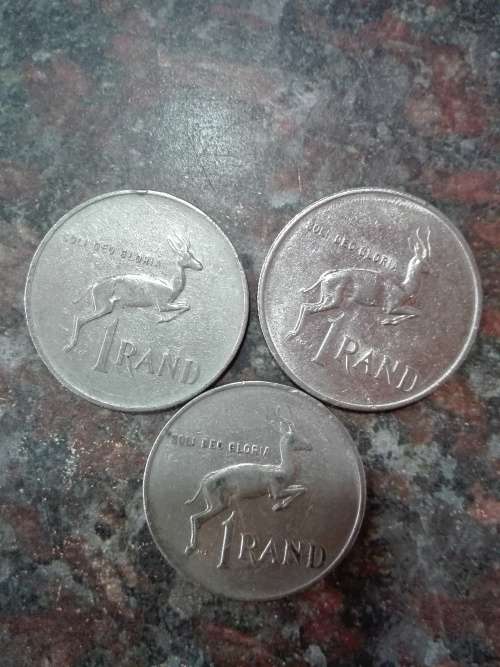 R1 Coins on Auction now!!! Bid start @ R1
