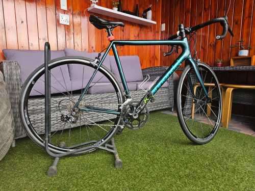 Cannondale carbon frame !!! Good Condition
