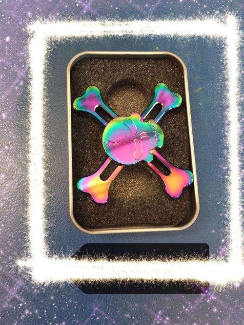 HAND SPINNER