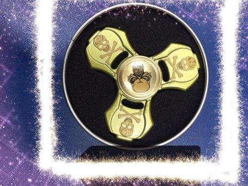 HAND SPINNER