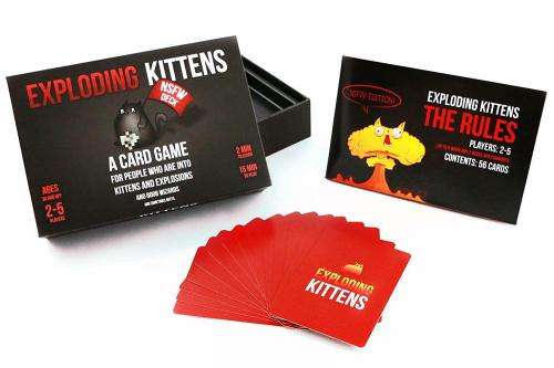 EXPLODING KITTENS CARD GAME
