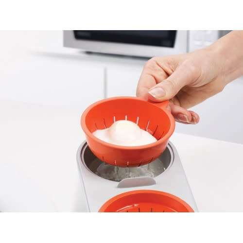 M CUISINE MICROWAVE EGG POACHER