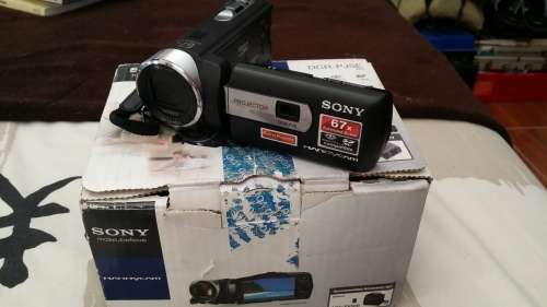 Sony handycam DCR-PJ5E with built in projector