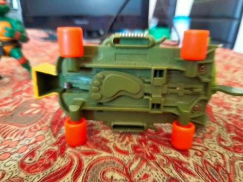 Teenage mutant ninja turtle and vehicle