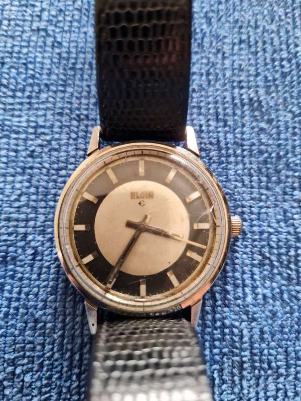 Vintage Elgin watch worming