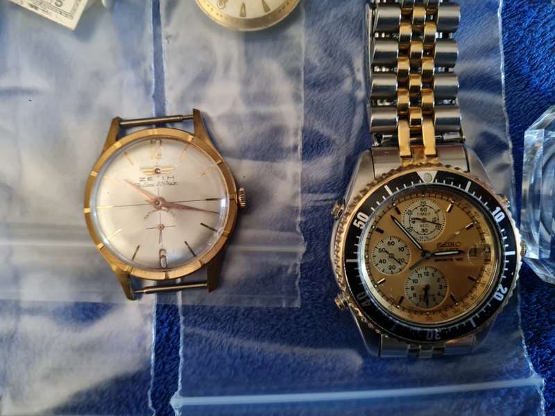 Lot of vintage watches