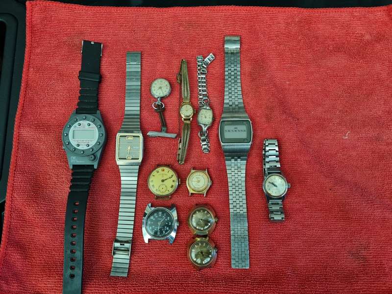 Lot of watches untested