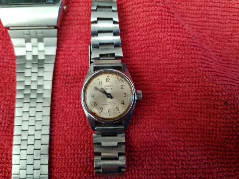 Lot of watches untested
