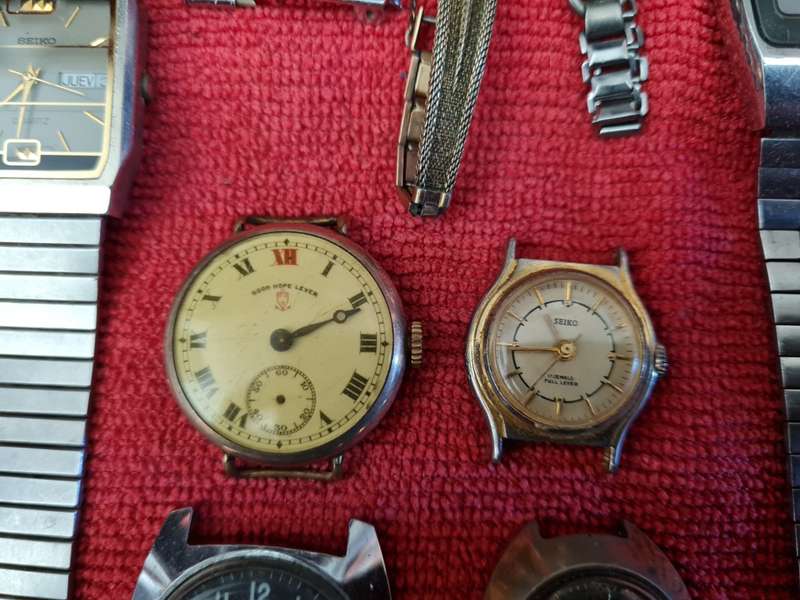 Lot of watches untested