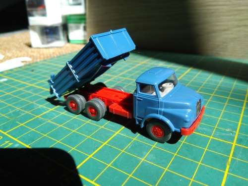 WIKING MAN Dump Truck HO Scale - 1/87