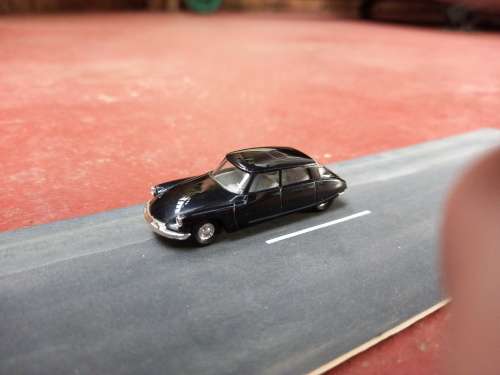 BUSCH Citroen DS19 Sedan HO Scale - 1/87
