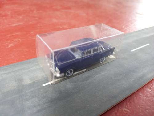 WIKING Mercedes-Benz 220S Saloon HO Scale - 1/87