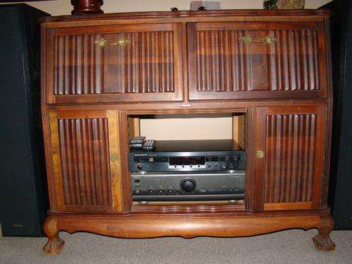 Embuia cabinet