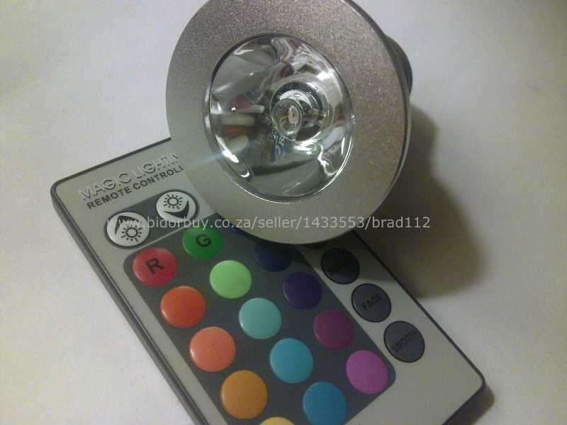 LED Color Changing Light Bulb with Wireless Remote