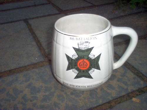 RHODESIAN MUG 8TH BATTALION THE RHODESIA REGIMENT.