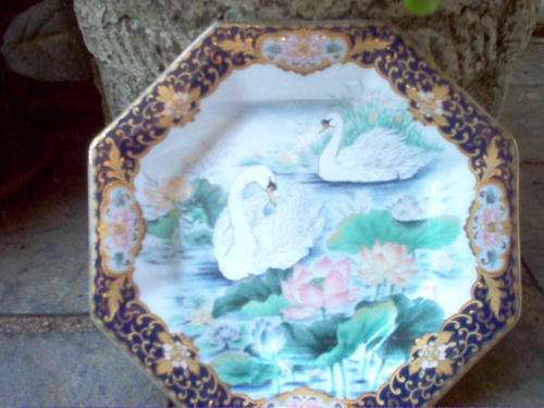 OCTAGONAL PLATE WITH SWANS AS MAIN PICTURE---JAPAN