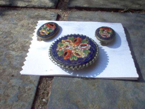 ITALIAN MOSAIC BROOCH WITH MATCHING EARRINGS.
