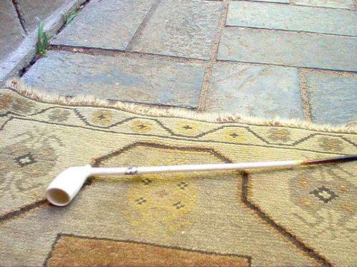 DUTCH CLAY PIPE