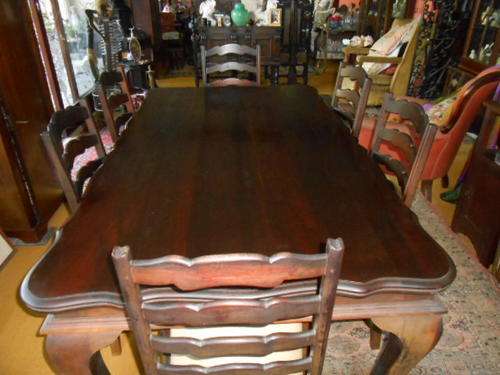 EMBOYA DINING TABLE WITH 6 MATCHING CHAIRS.
