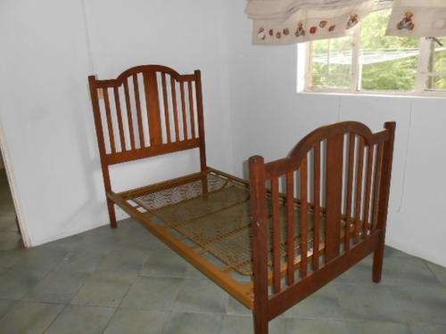OLD OAK 3/4 BED.