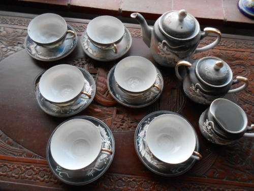 6 PIECE HAND PAINTED SOKO CHINESE TEA SET.