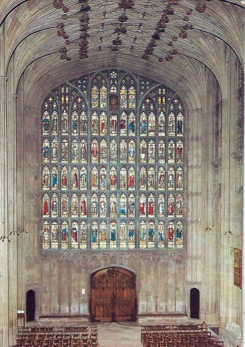 POSTCARD - St George`s Chapel, Berkshire