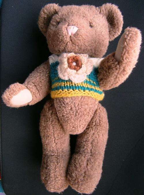 Daisy the Old Fashion Teddy Bear!  Gorgeous!