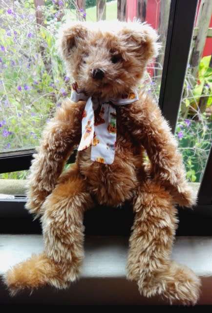 Schmider Creativ brown Country teddy bear!