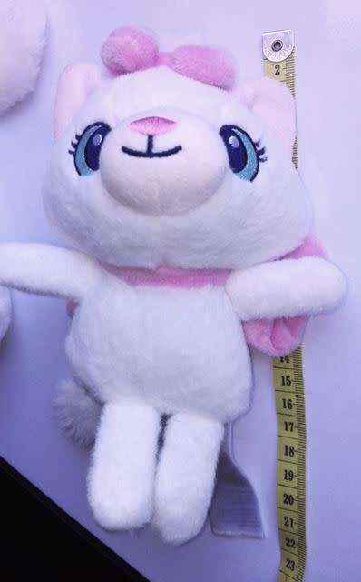 Disney at Primark Aristocats Marie Plush Kitten Toy.  Squeeze button for Meeuw!