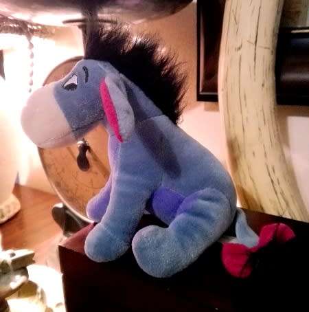 Disney's Eeyore.  Cute little donkey! 15cm.