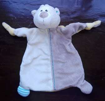 Baby's Bear Plush Baby Comfort/Toy Blanket.