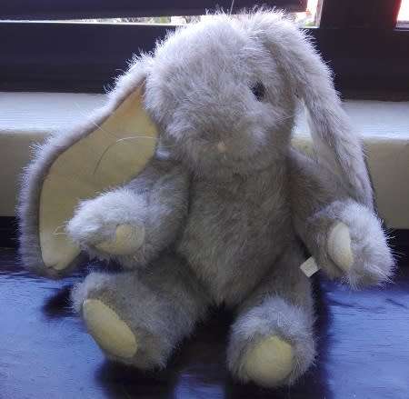 A Beautiful Bunny.  "Die Boltze Gruppe"  Plush Soft Toy.  30cm.