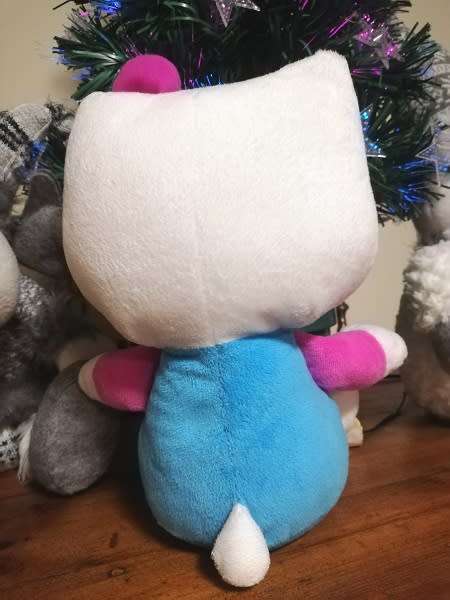 Hello Kitty Plush Toy Doll!  26cm.