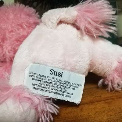 Russ Berrie - Lil` Peepers Susi the Pink Poodle.  Super Price!  24cm.