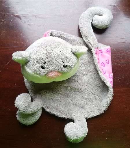Cute Cat -  Plush Baby Comfort/Toy Blanket made by Esprit - Kids and Play.
