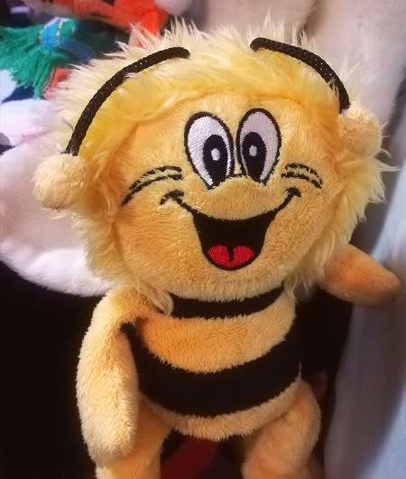 Maya the Bee!  Play-by-play plush toy!  20cm.  Cheap Price!